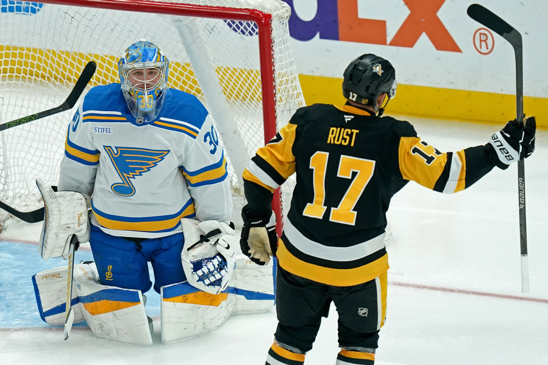 Blues drop fourth straight game in 6-3 loss to Penguins